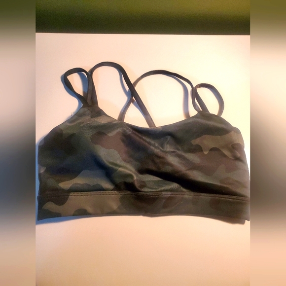 Camo scrappy sports bra - Picture 1 of 3